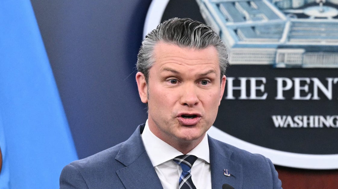 Reporter From Pentagon-Owned Newspaper Says He Was 'Not Approved' For Hegseth's Press Conference