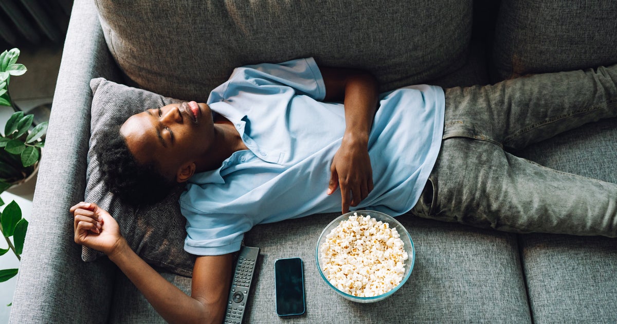 Here’s What It Means If You Always Fall Asleep When You’re Watching TV Or A Movie Here’s What It Means If You Always Fall Asleep When You’re Watching TV Or A Movie