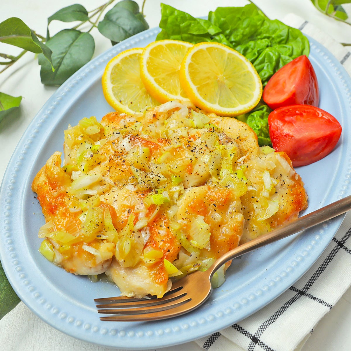 【鶏むね肉、まとめ買い確定】こんなにしっとりできるなら毎日作る。焼くだけ簡単！人気レシピ3選