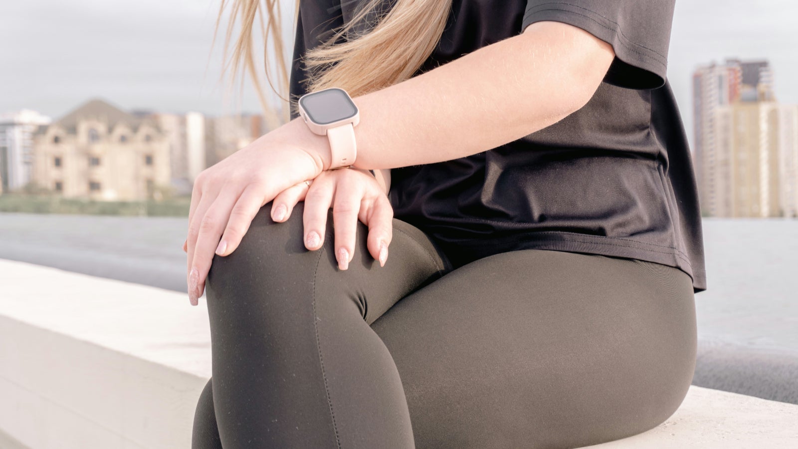 Reverse Lunges Are A Sore Knee-Friendly Way To Build Leg Strength