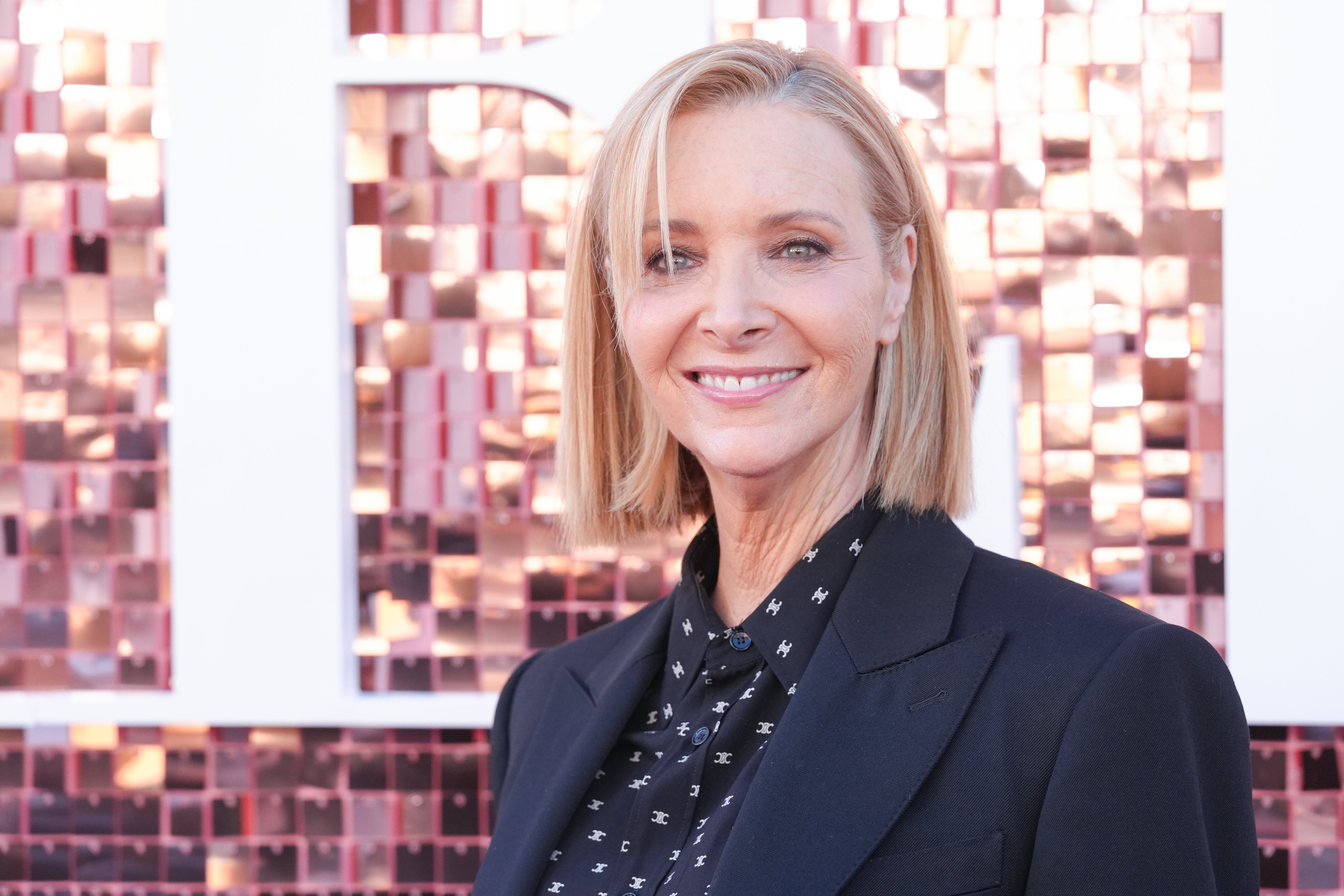 The Comeback Season 3: Lisa Kudrow Says Filming On Friends Stage Was 'Strange' And 'Emotional'