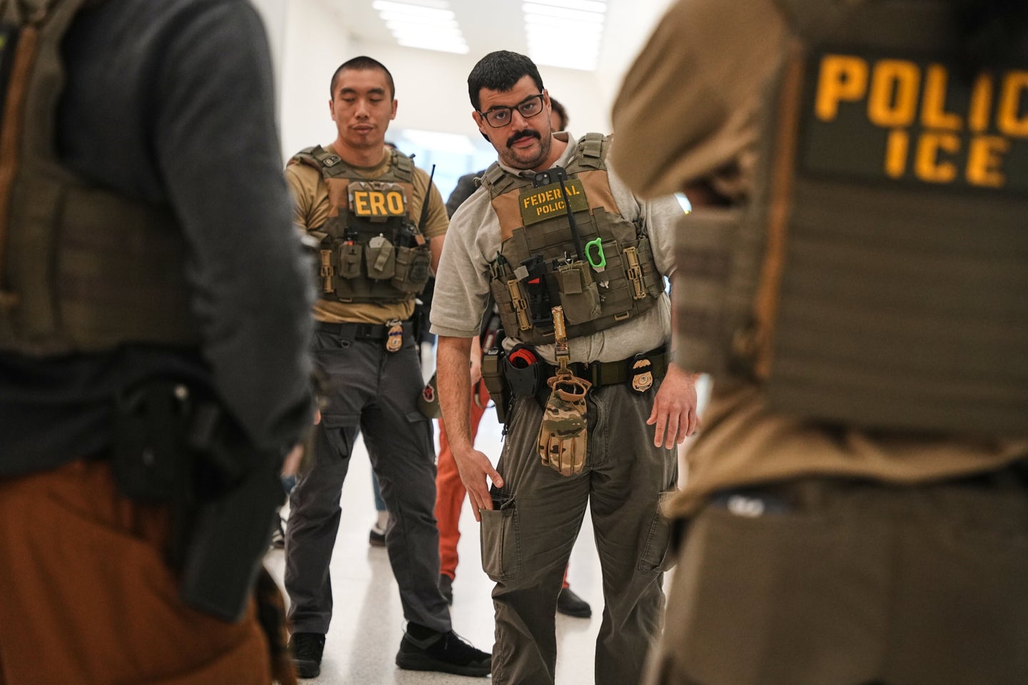 Ice Checkpoints ICE Officers Make Their Way To Airports' TSA Checkpoints | HuffPost ...