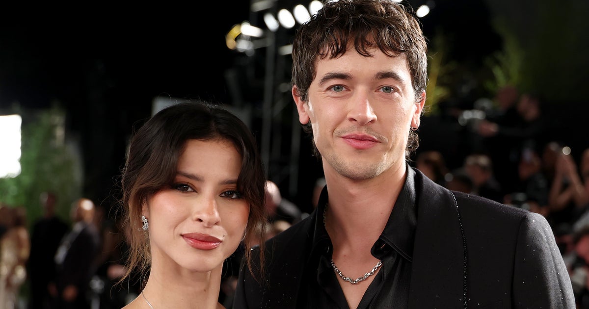 Tom Blyth Fires Back At Criticism Of Girlfriend Daniela Norman’s See-Through Oscars Dress