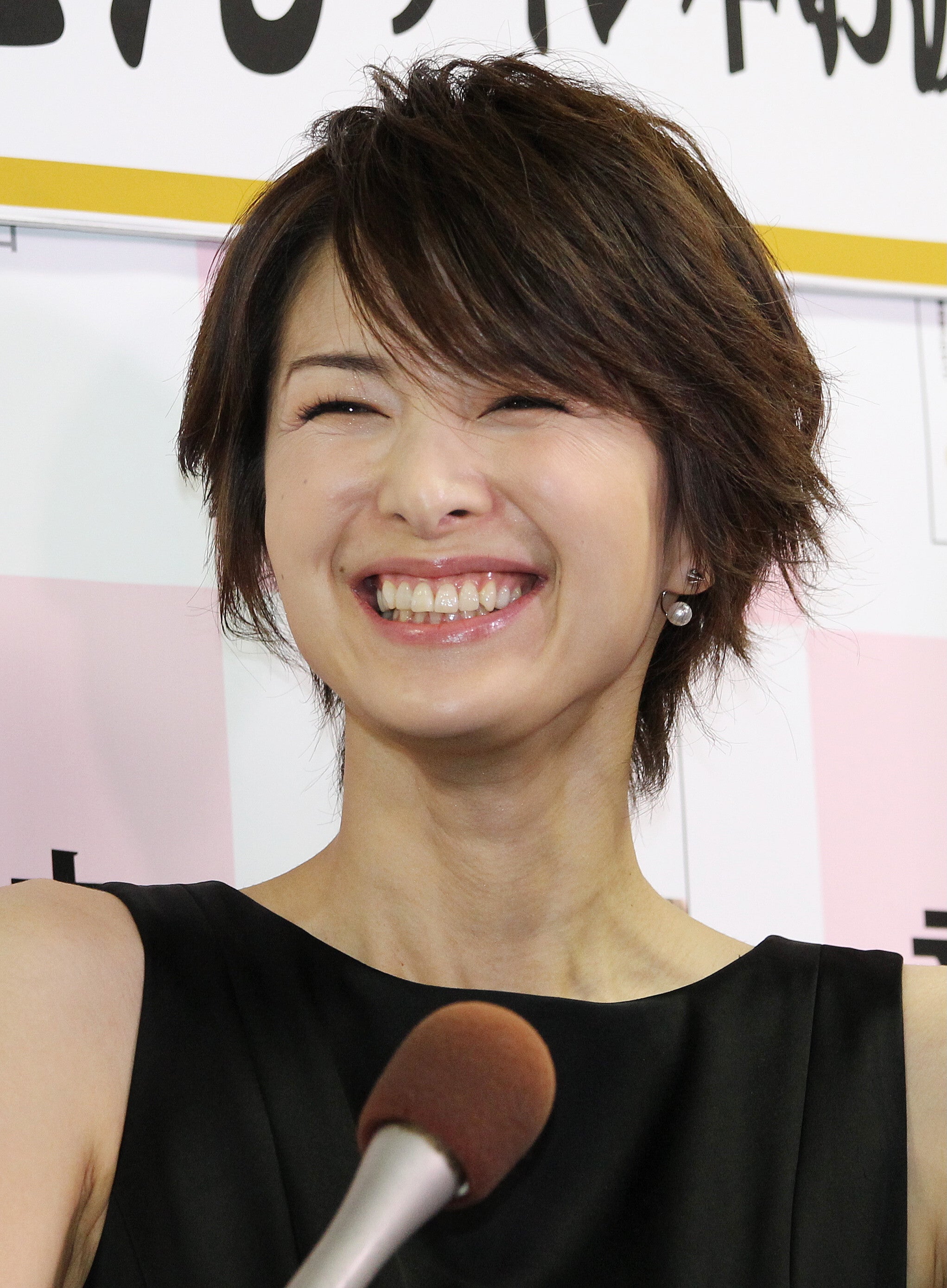 吉瀬美智子、ランチに届いた“豪華な差し入れ”に喜び。昭和27年から続く伝統の弁当に「嬉しい」