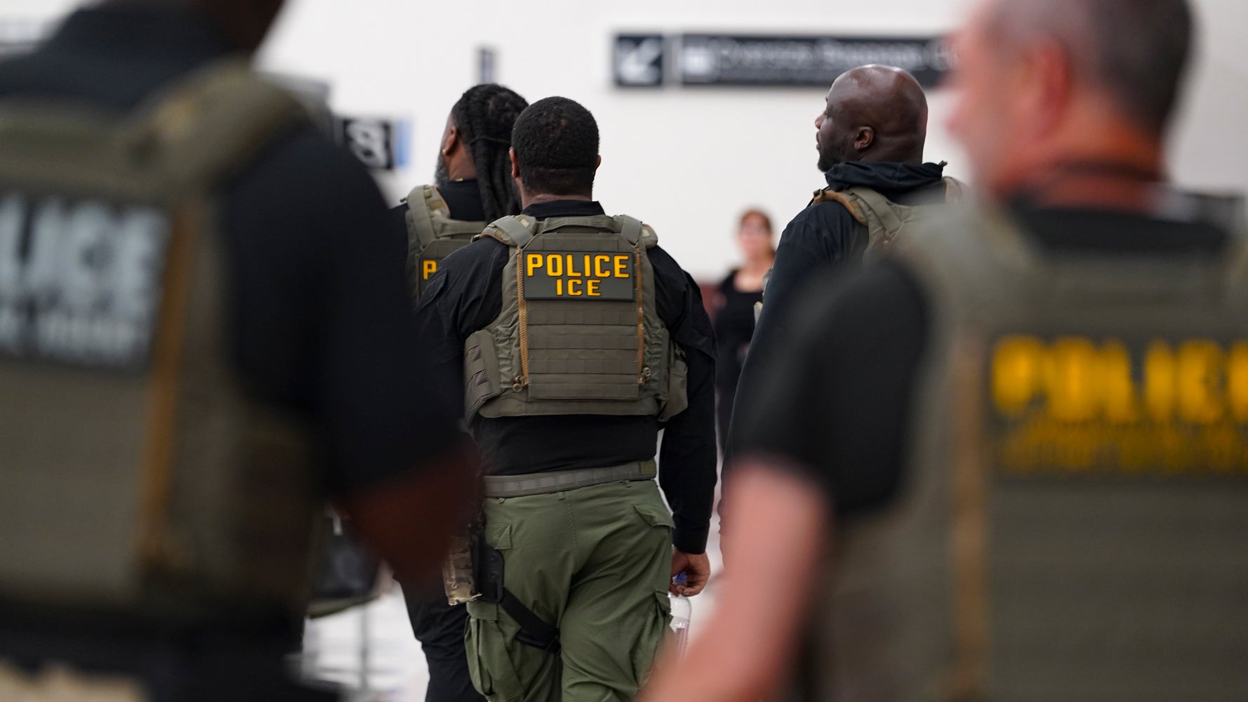 Scholar's Dilemma: Fear of ICE at Airports Threatens Academic Freedom