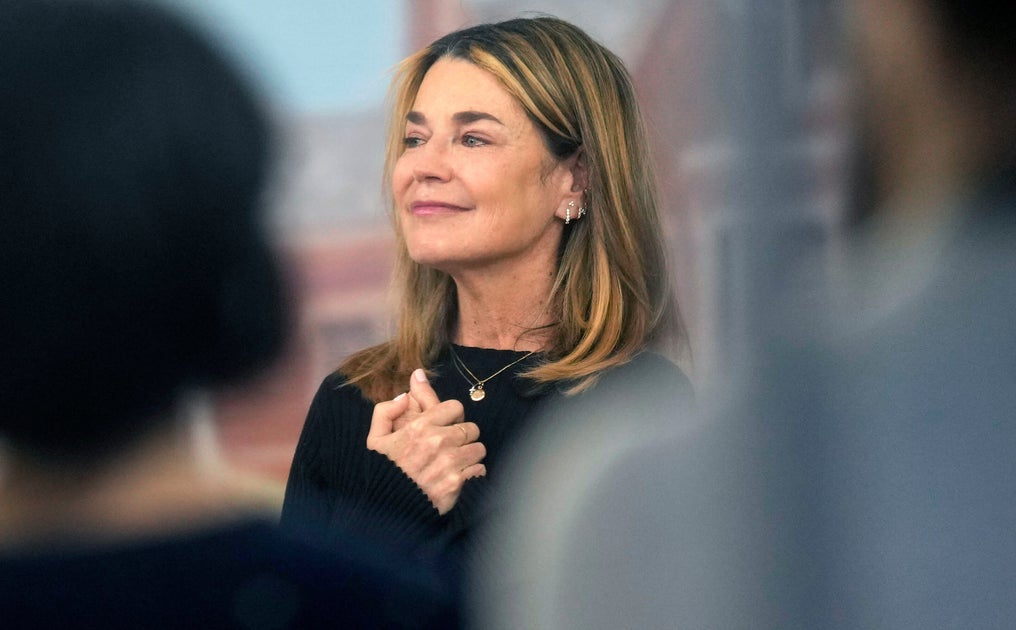 Savannah Guthrie kündigt an, dass sie nächsten Monat wieder als ...
