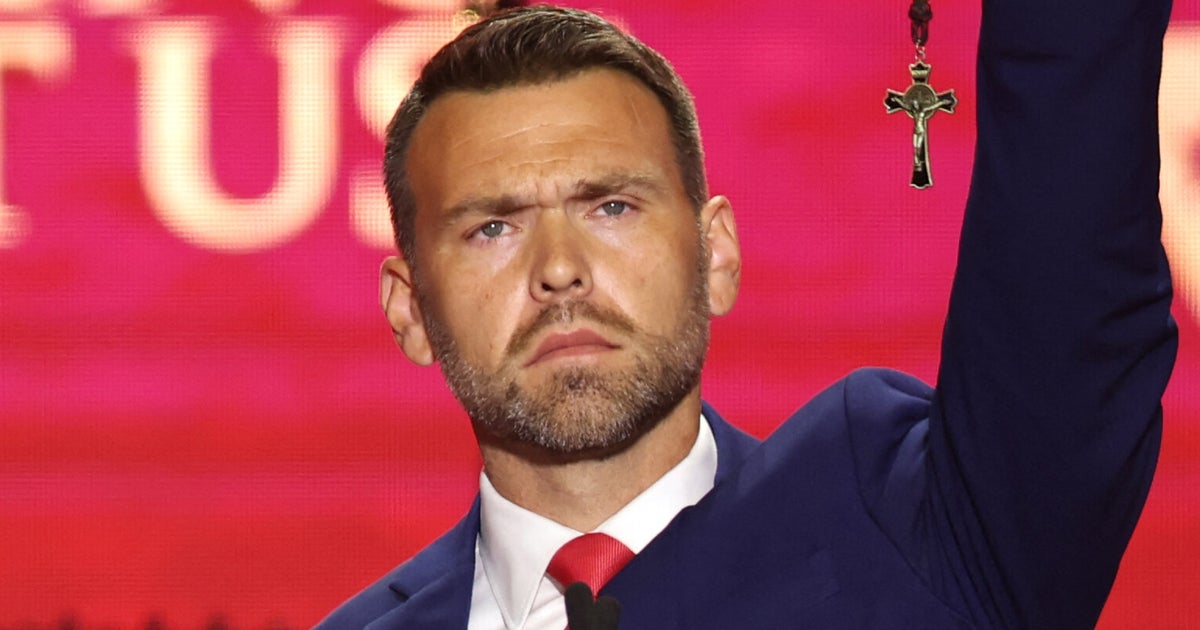 MAGA Pundit Mercilessly Mocked Over 'Deeply Embarrassing Take' On Famous Fantasy Novel