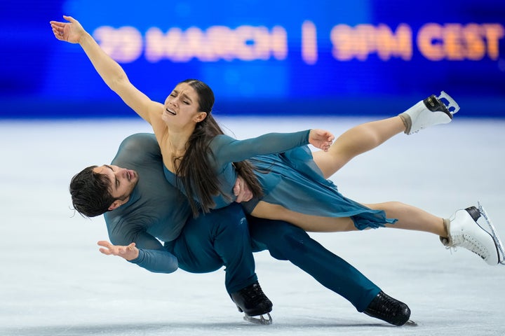 France's Guillaume Cizeron (left) and Laurence Fournier Beaudry (above, right) compete in the ice dance free dance at the Figure Skating World Championships on Saturday.