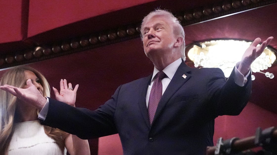 Even Infamous Far-Right Kook Has Had It With Trump