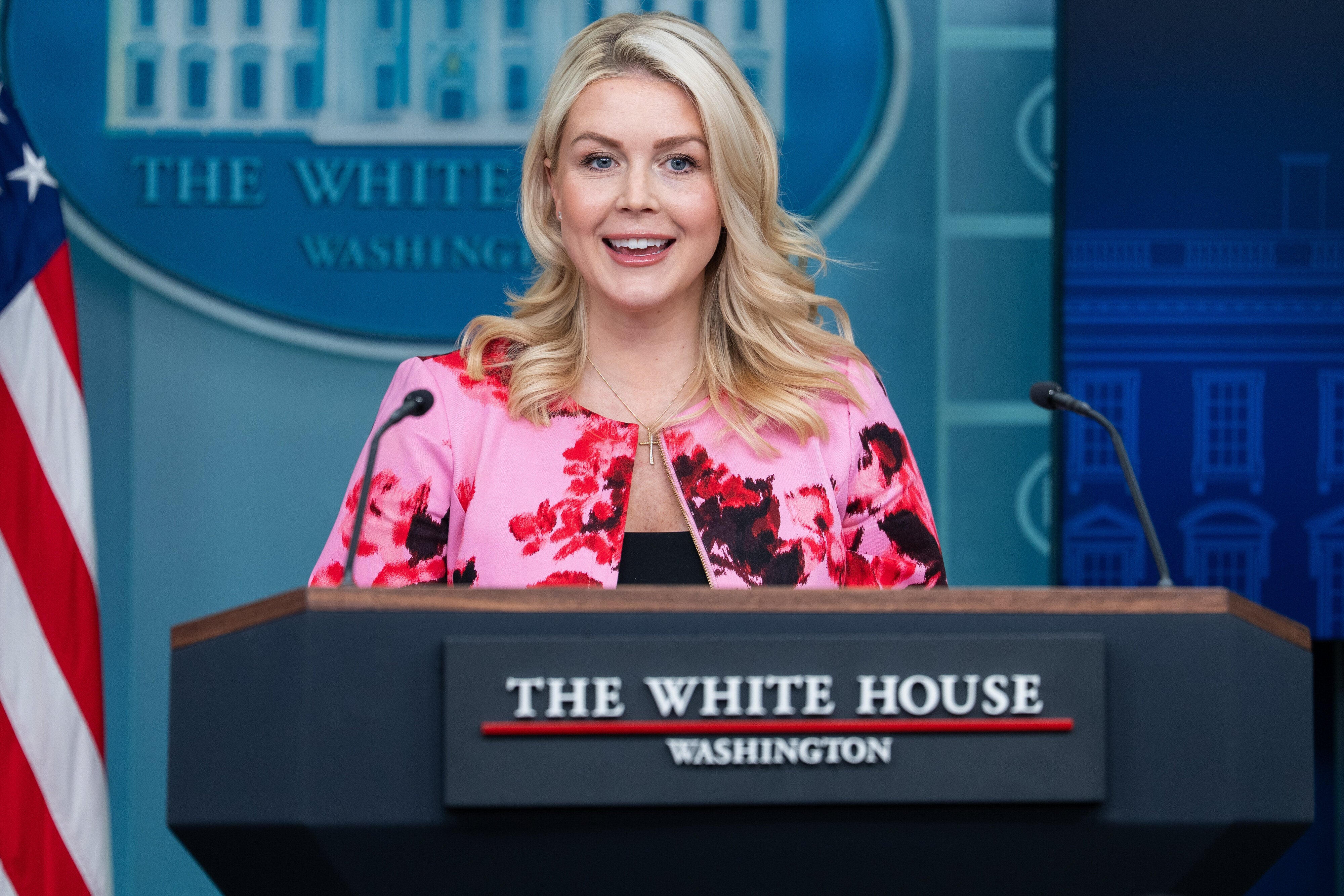 ホワイトハウス報道官の発言に、ネットで批判相次ぐ「政教分離はどうなっているのか」