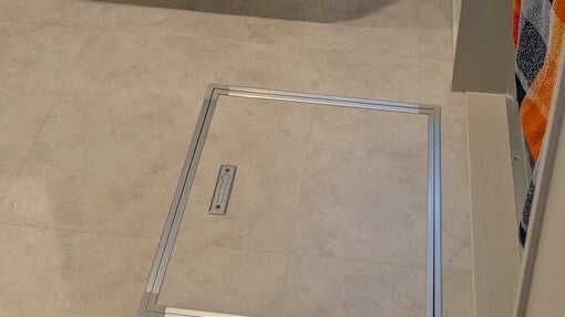 愛犬が自宅で行方不明に⇨30分後まさかの場所で発見！「ここは気づかない」「かくれんぼが上手」と反響