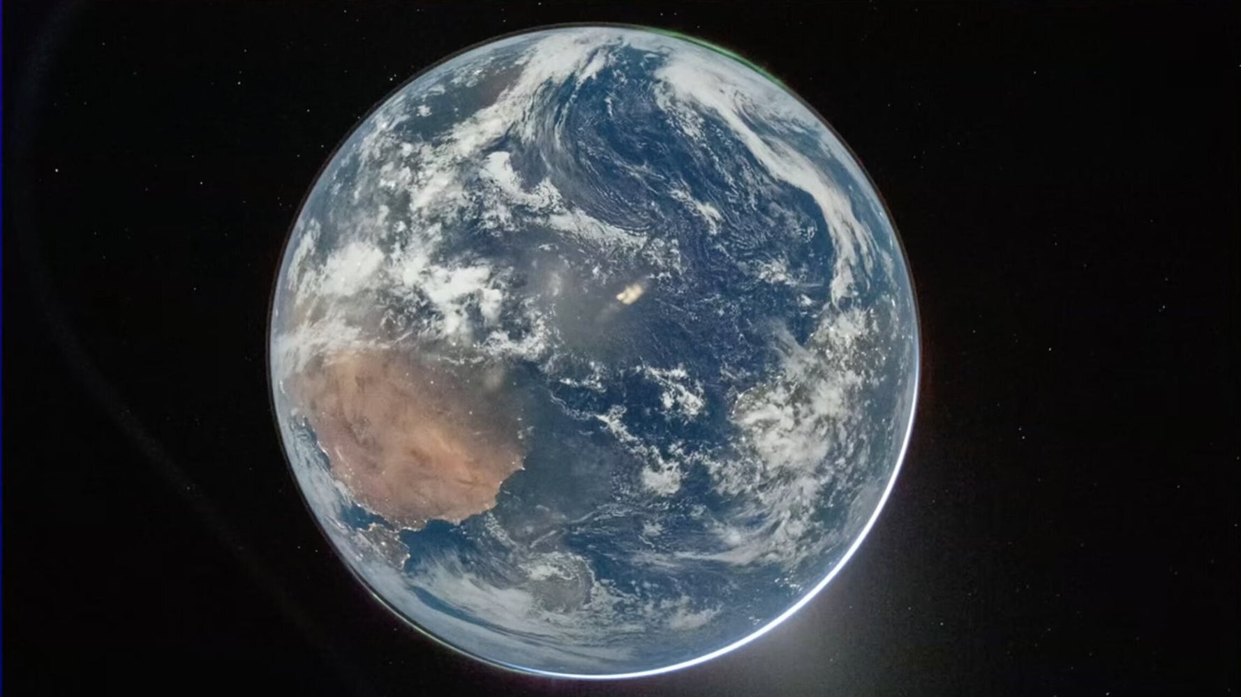 Artemis II Makes History: First Humans Beyond Earth Orbit Since 1972