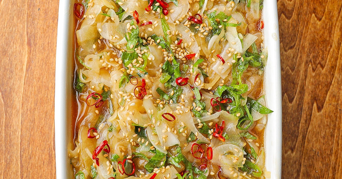 【新玉ねぎを切って漬けるだけ】この季節に10回は作りそう！新玉ねぎの簡単サラダレシピ4選