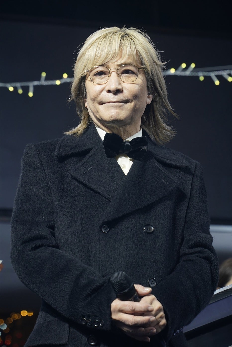 小室哲哉、福岡・博多で人気のうどんを大絶賛。独特すぎる“食レポ”に「楽しすぎる」「オチ最高」と大爆笑