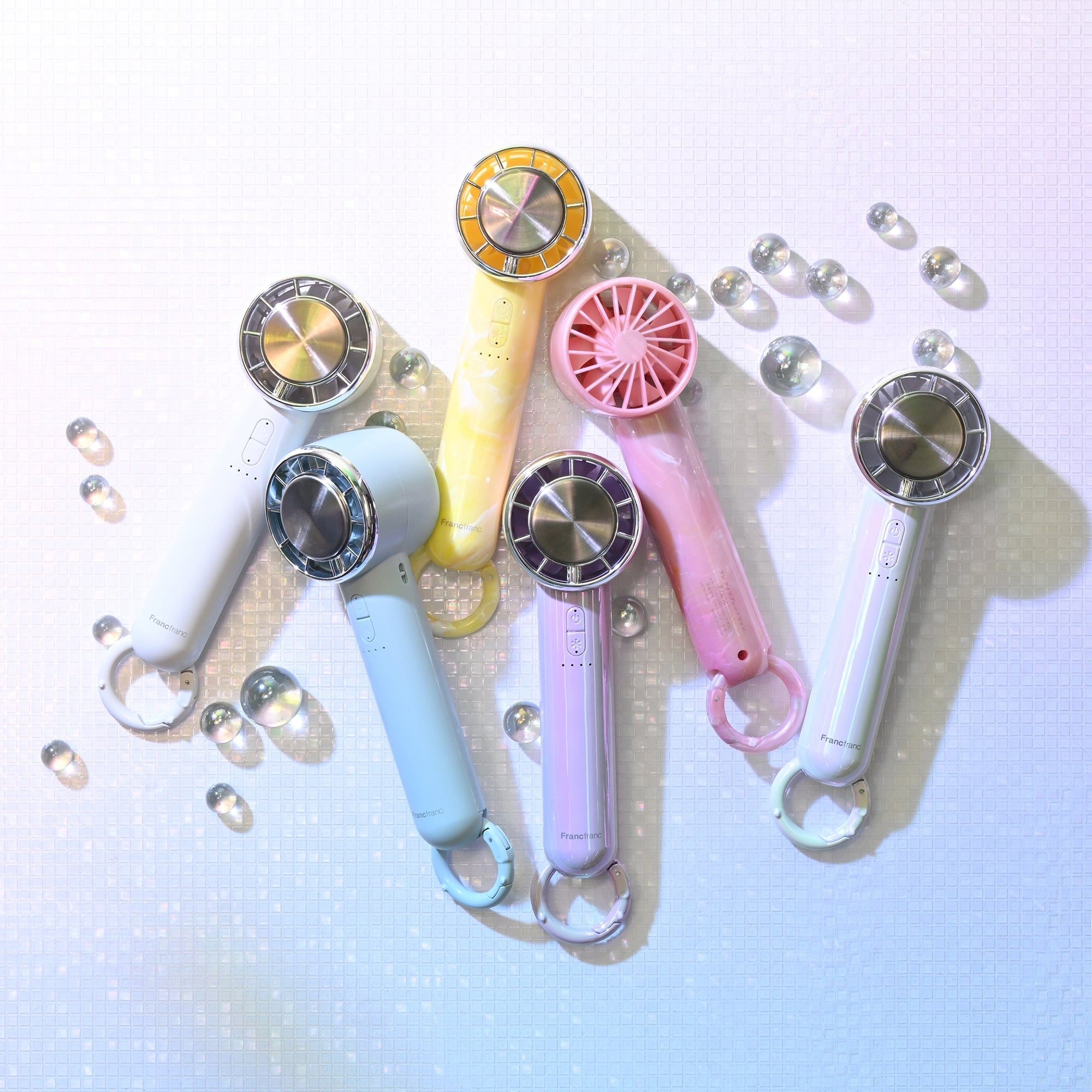 【フランフラン】これ最強じゃん…！？ひんやり冷却プレート付きハンディファンがあれば猛暑も乗り越えられそう