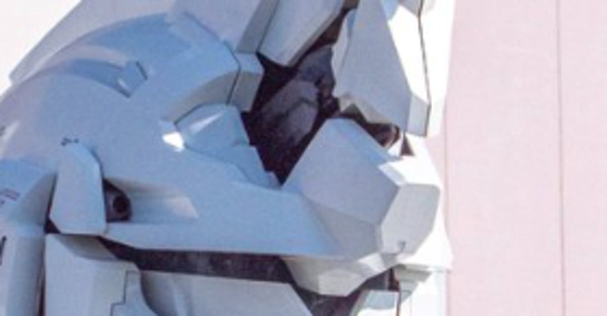 桜×ユニコーンガンダム×鳥を1枚に収めるとこうなる⇨奇跡のショットに「アニメに出てきそう」の声