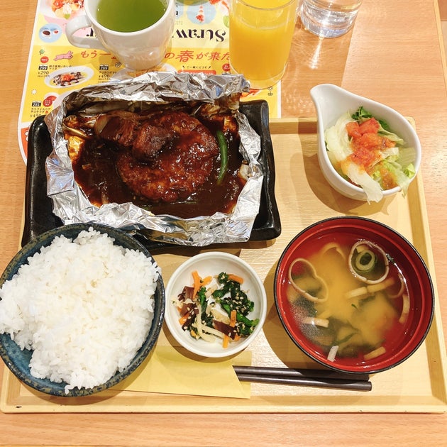 ココス「包み焼きハンバーグの朝定食」