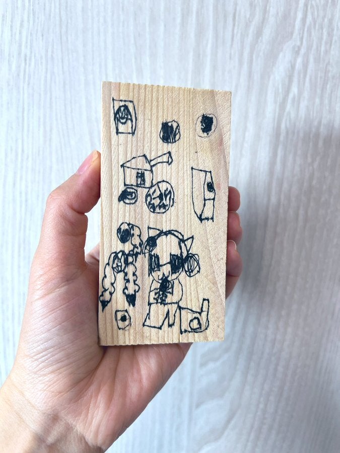 4歳からプレゼントされた手作り“スマホ”に「ナイス観察眼」「一生の宝物ですね」と称賛の声