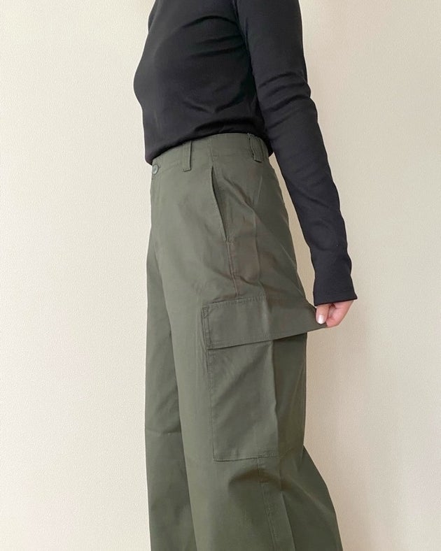 ユニクロ「バレルカーゴパンツ」