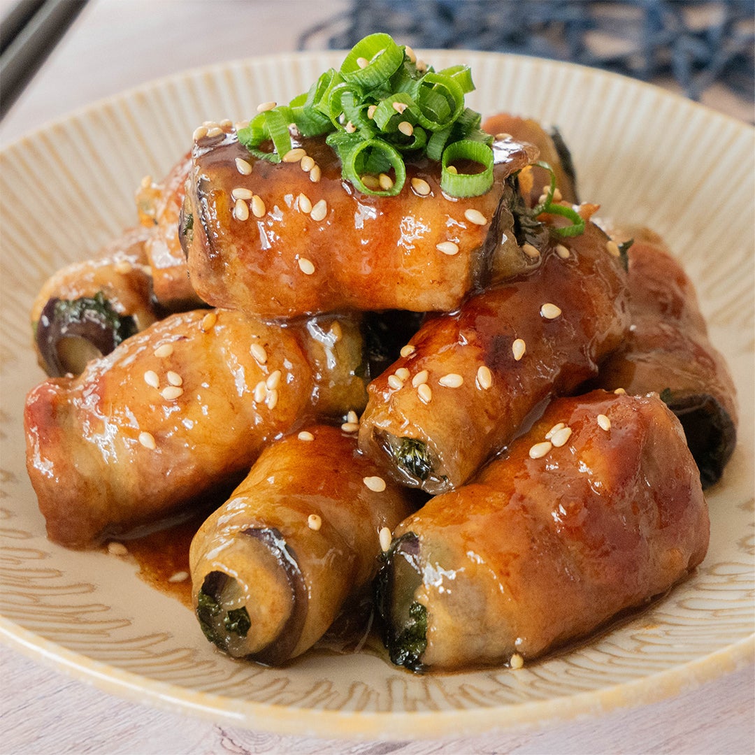 【おかわりが止まらない】焼肉のたれで食べごたえばっちり「なすと大葉の豚バラ巻き」レシピ
