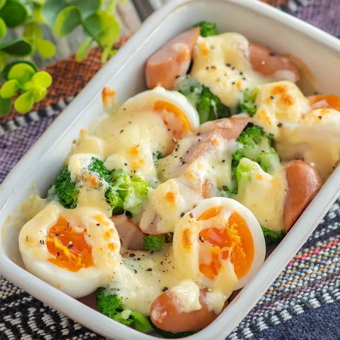 【ブロッコリーの絶品レシピ】スープやグラタン風で満足感たっぷり！毎日の献立に役立つ、人気の簡単副菜3選