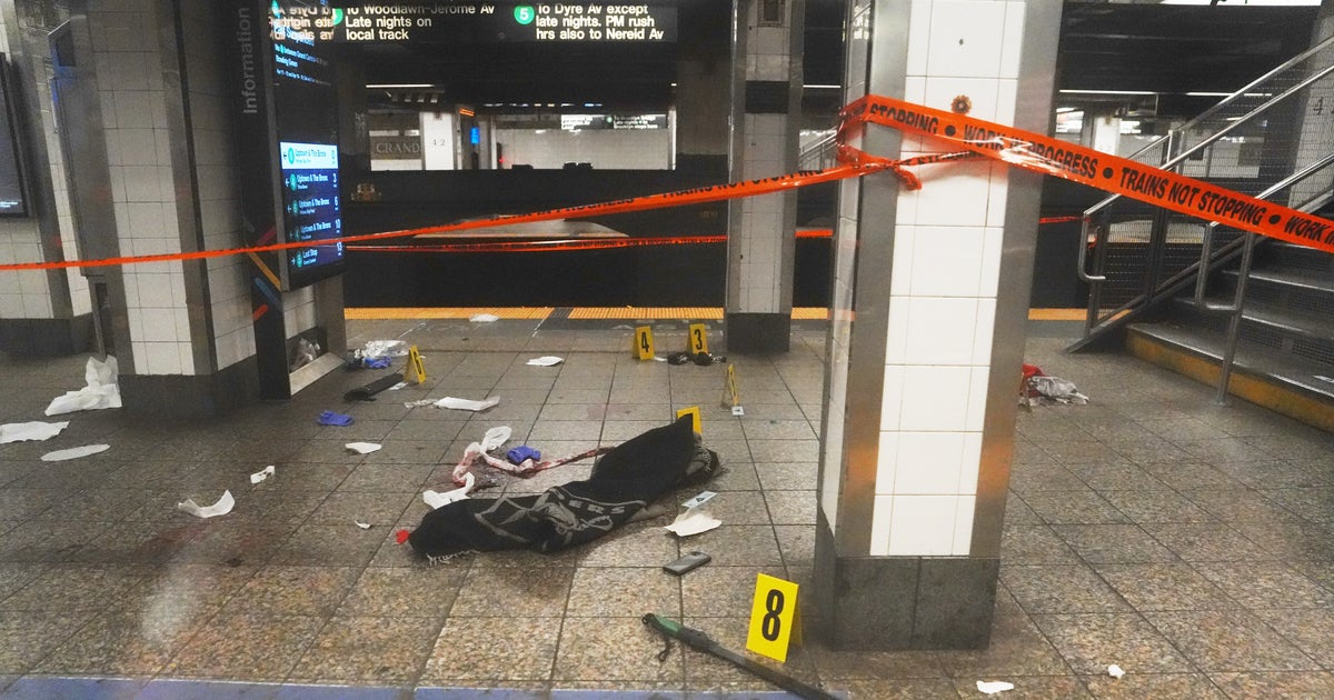 Police Shoot And Kill Machete-Wielding Man Who Slashed Three People At NYC Subway Station