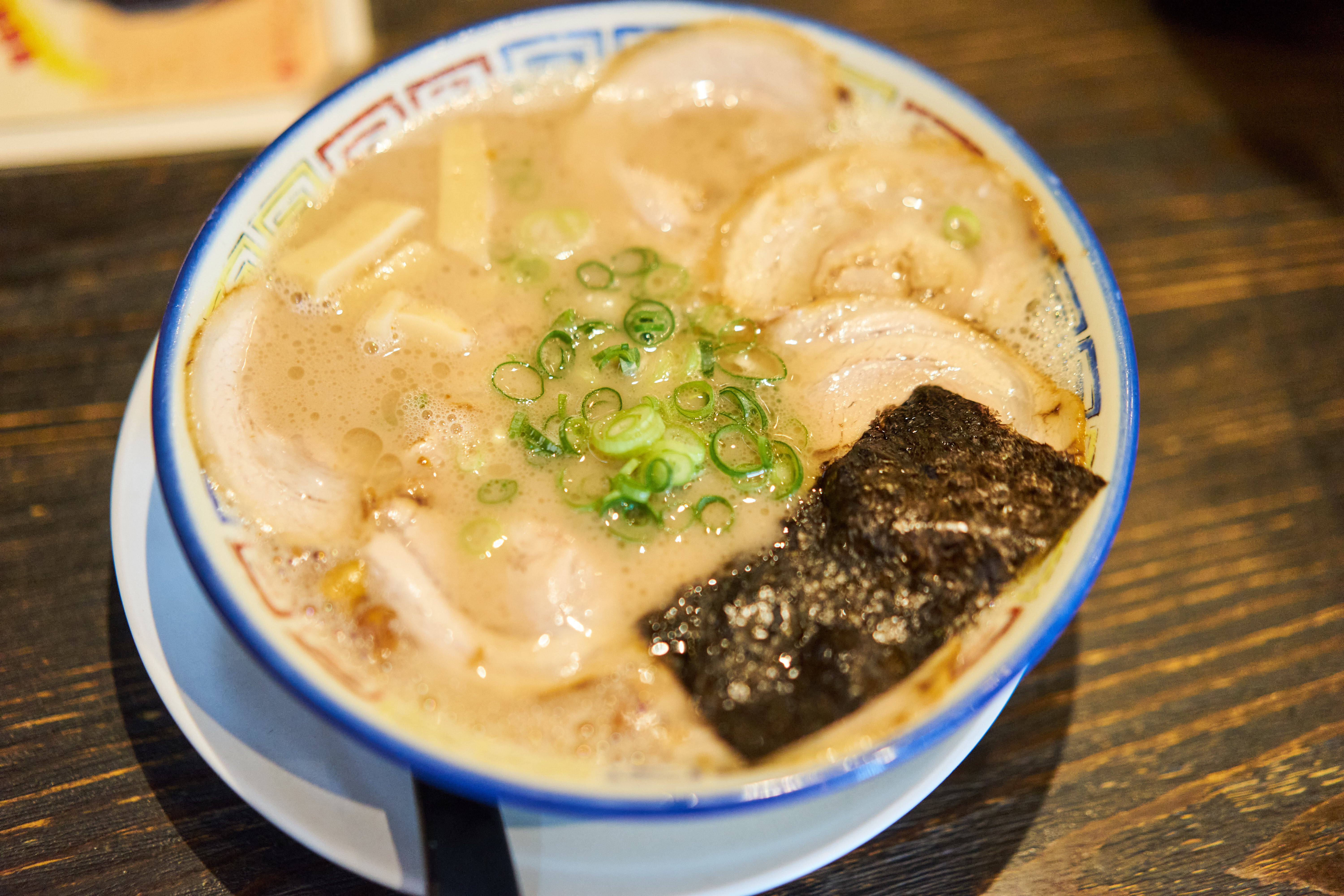 「薬屋のひとりごと」声優、ラーメン・冷麺を食べたあとは...⇒まさかの“締めライブ”に「面白すぎて尊い」「狩野英孝感」と爆笑
