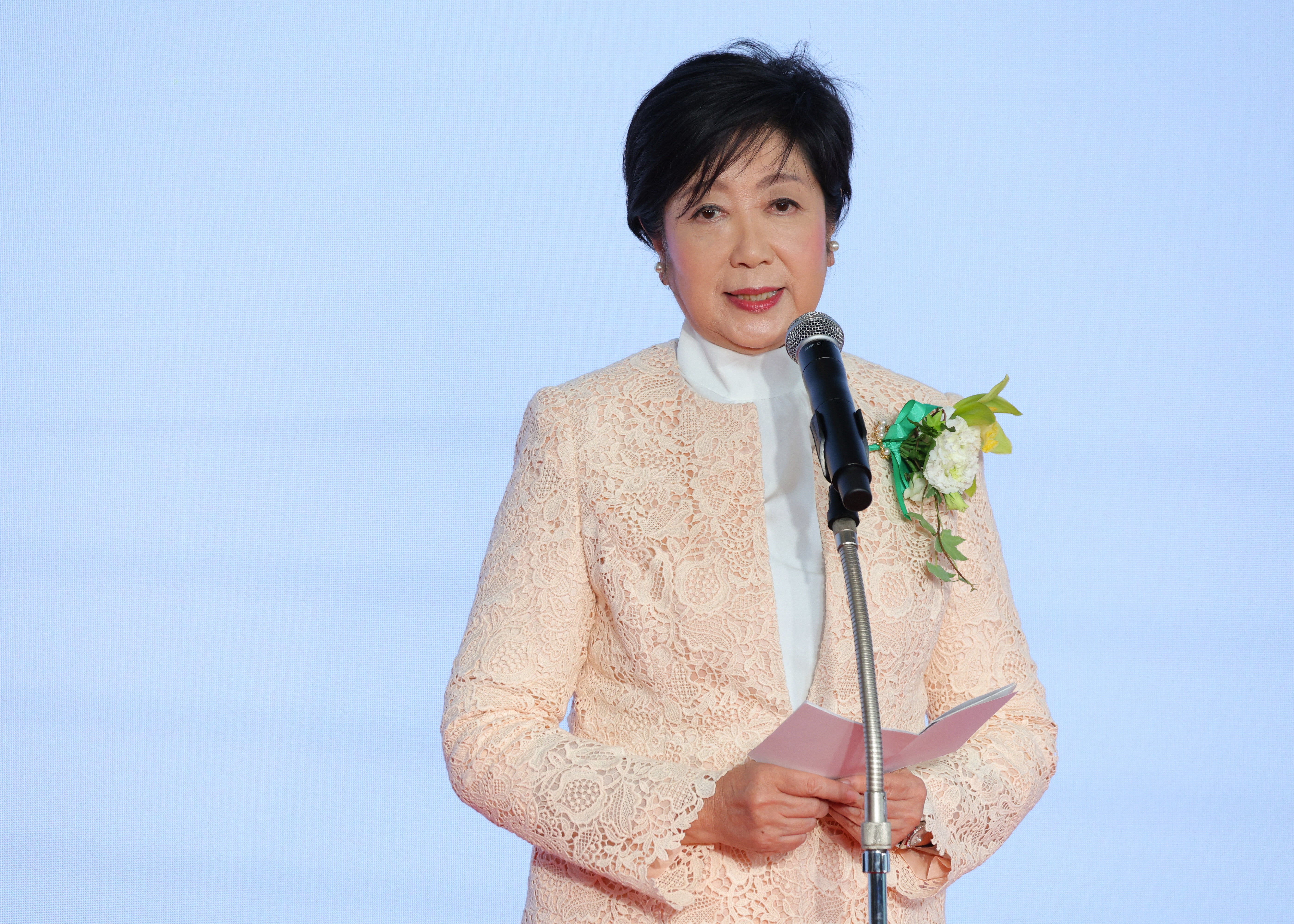 東京都、15歳未満に1万1000円支給へ「子育て応援＋」開始、小池百合子知事「物価高の中で子育て世帯を応援」