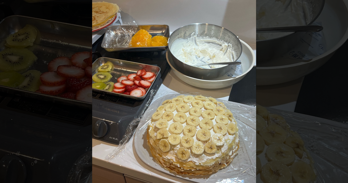 華金の深夜に作ったミルクレープが映えすぎる⇨「虹みたい」「プロ並み」と3万超いいね