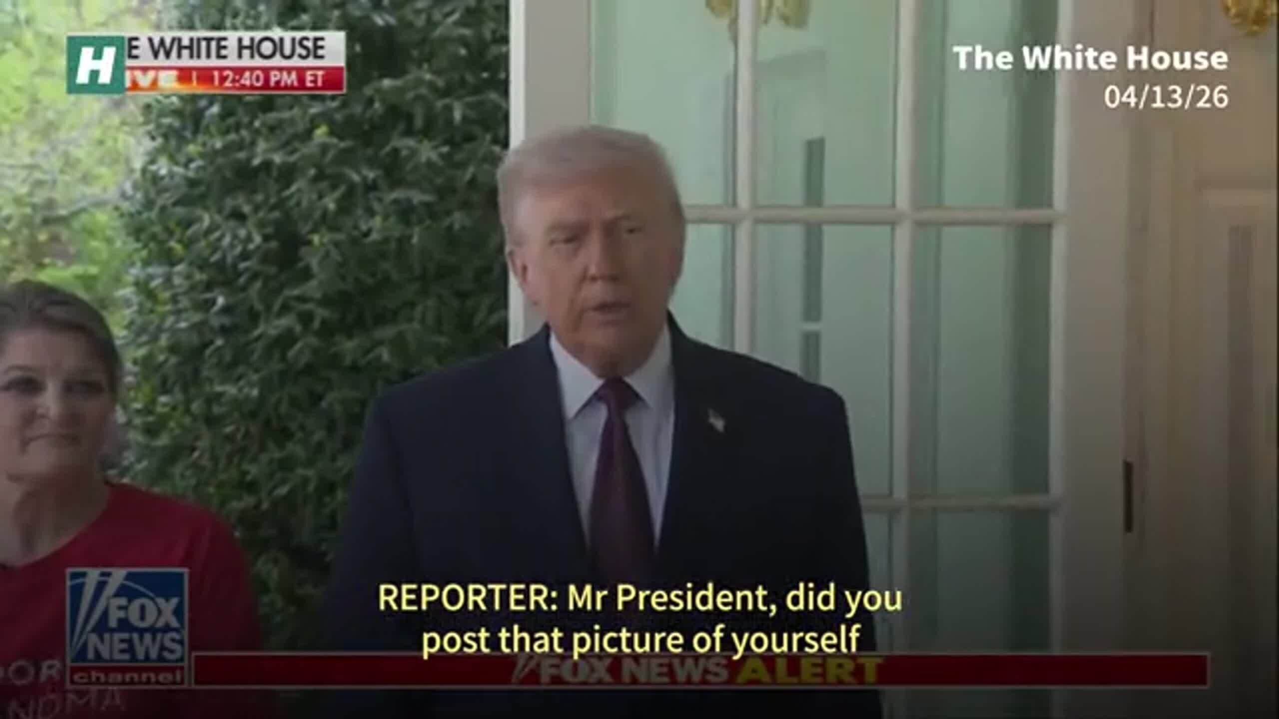 Trump Defends Christ-Like Image