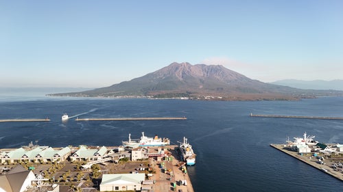 鹿児島・桜島が今年初の「爆発」⇨国交省が映像を公開、噴煙3400mに