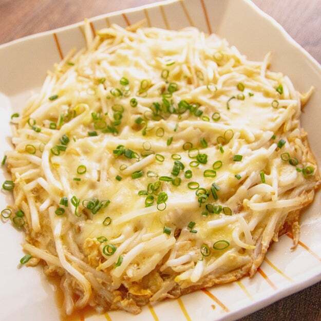 もやし1袋でここまでできる。「なんで今までやらなかったんだ…」主役級レシピ5選