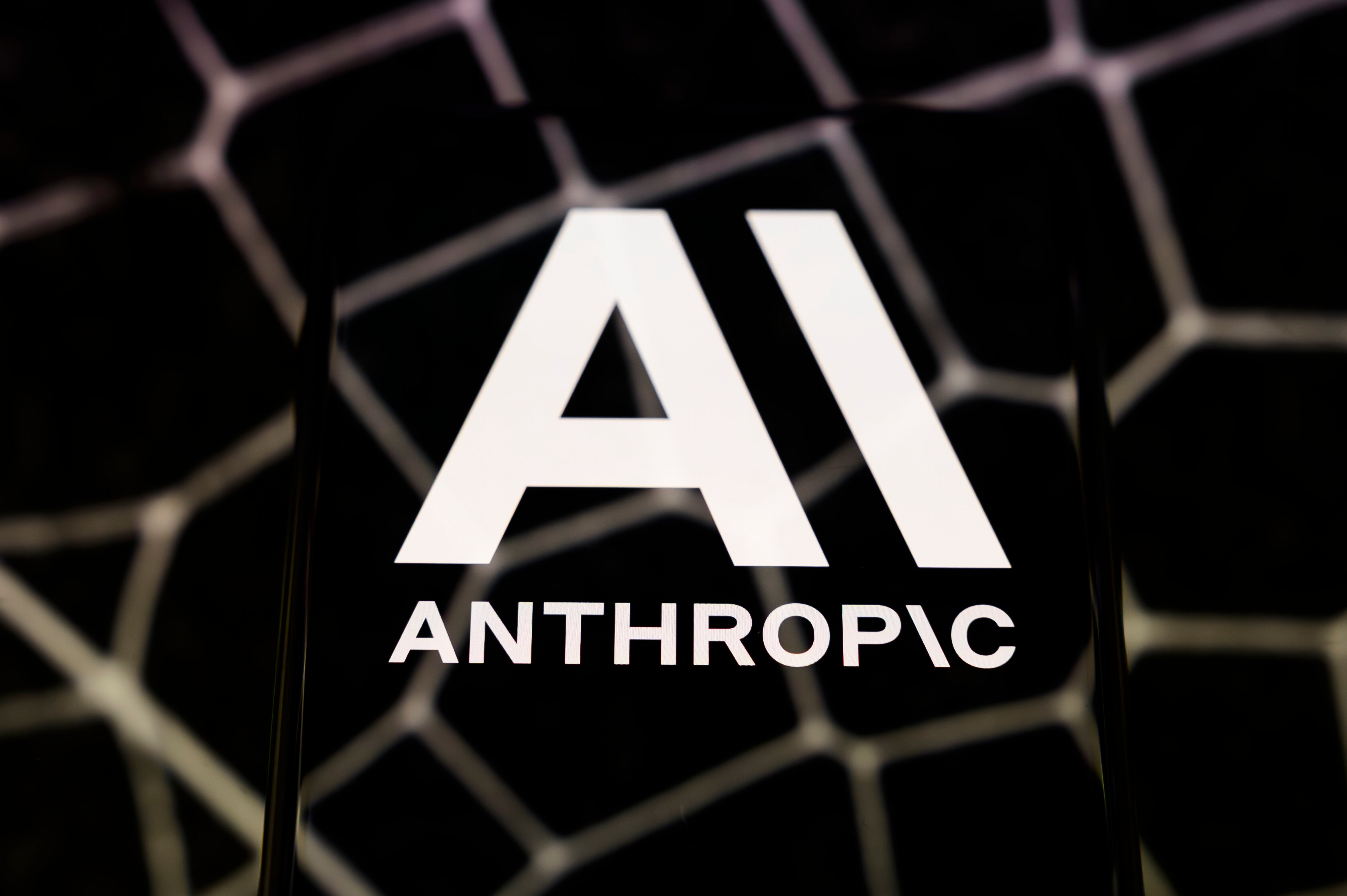 White House Chief Of Staff Meets With Anthropic CEO Over Its New AI White House Chief Of Staff Meets With Anthropic CEO Over Its New AI