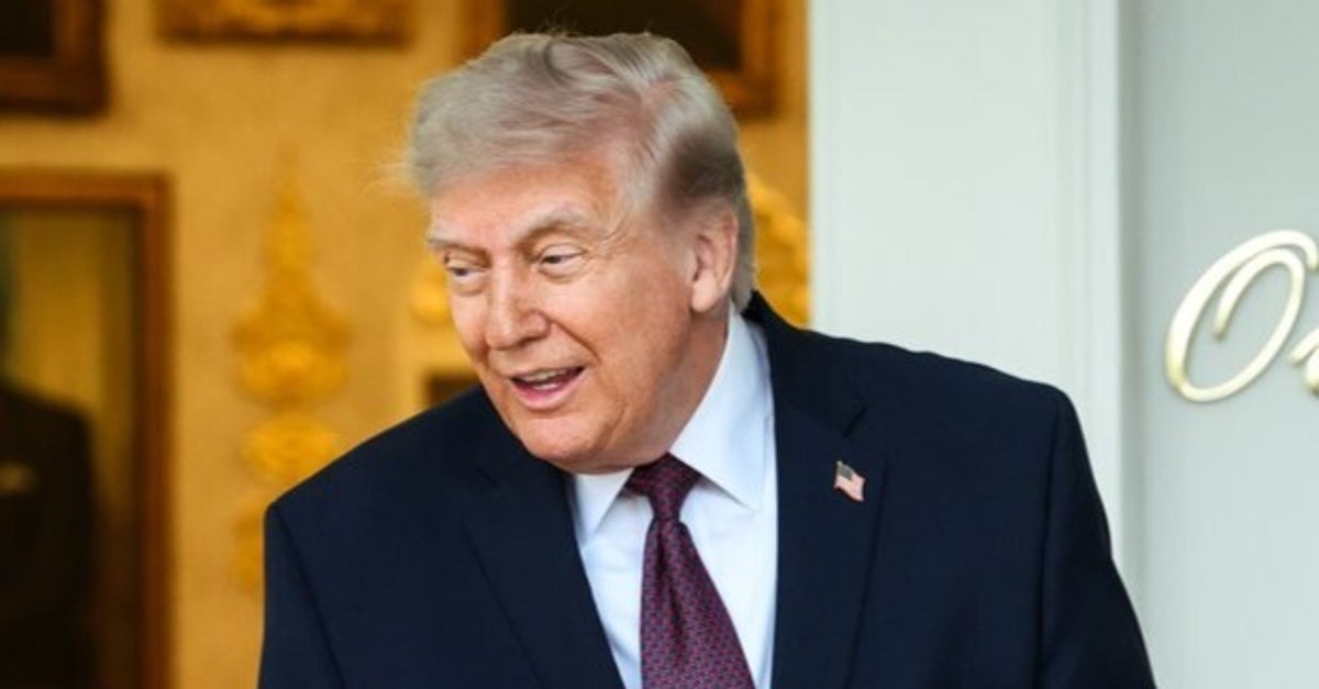 トランプ氏、マクドナルドの商品が届き“ご満悦”。配達員に高額チップ手渡すも批判の声。一体なぜ?