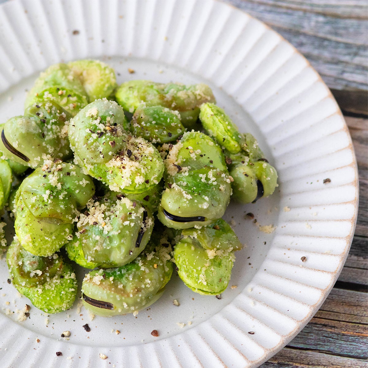 そら豆は「ゆでる」より「揚げる」が正解！？1分で旬の甘みが限界突破する、驚きの食べ方。