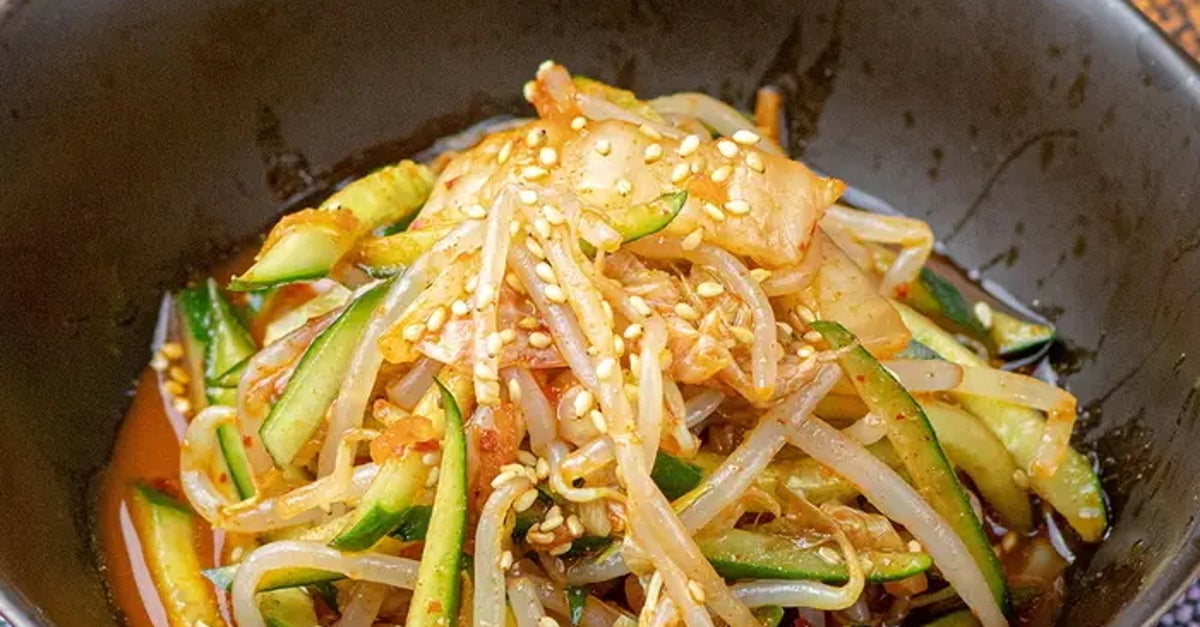 【もやし1袋ときゅうり1本でご飯がすすむ】レンジで簡単、絶品副菜レシピ3選