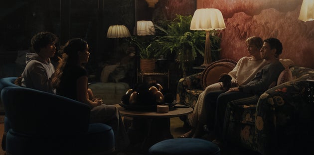 Charles Melton, Cailee Spaeny, Carey Mulligan and Oscar Isaac in Beef