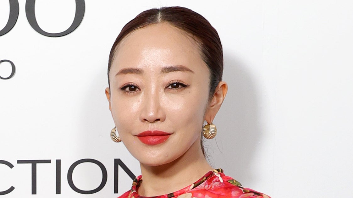 カリスマ美容家・神崎恵の「愛している」日傘&雨傘3選が話題。「好きなの〜」優秀日傘に惚れ込むワケは?