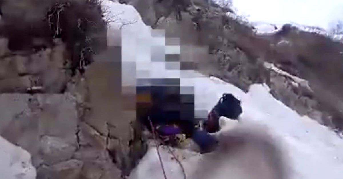 「落石！」絶叫の直後に巨大な塊が…長野で震度5強、その時“山で救助中”だった県警。記録映像に「怖い」「命懸け」