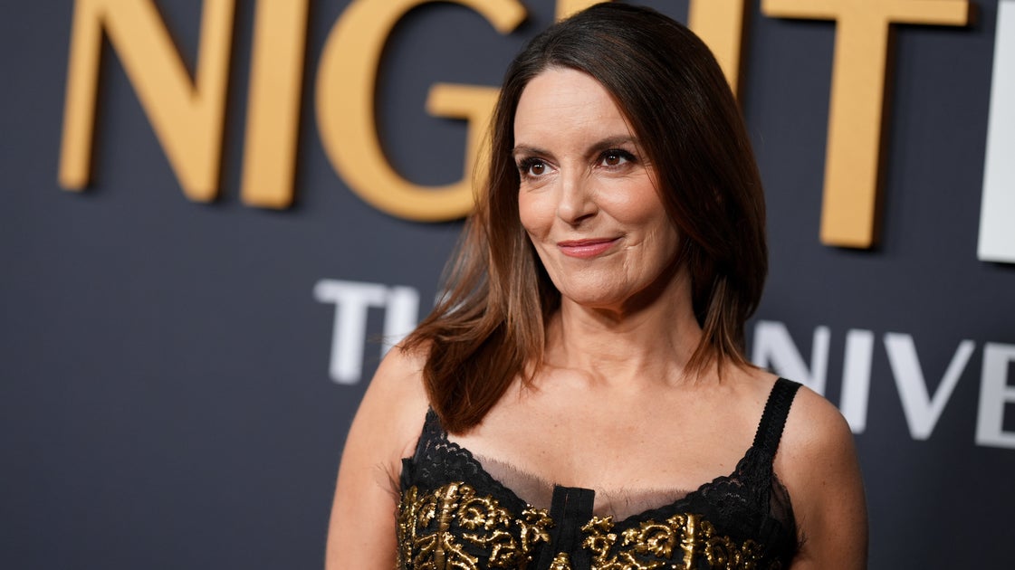 Tina Fey Regrets Some Of Her 'SNL' Jokes, But Not This 1 Ruthless Impersonation