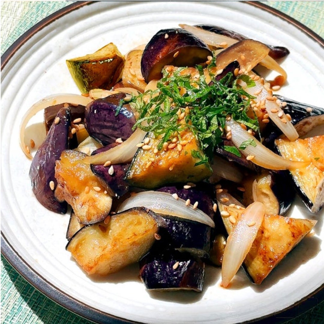 【なす、新玉ねぎと食べるとこうなる】なぜか止まらん。これ毎回足りない