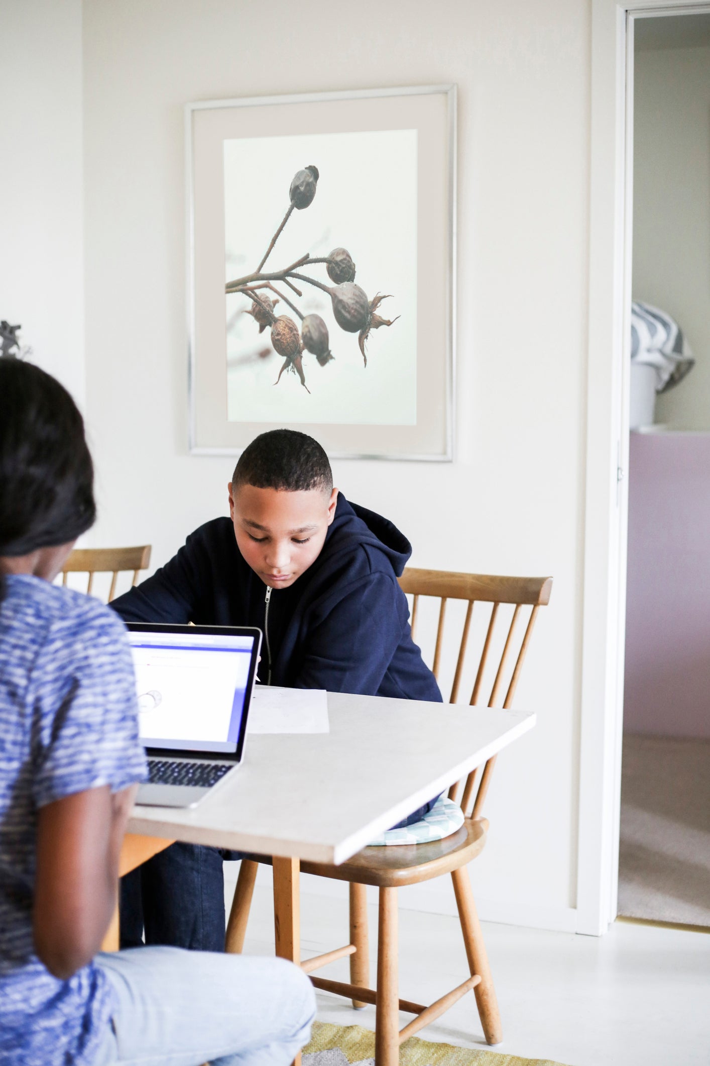 'Body Doubling' Could Be The Secret To Helping Kids With ADHD Focus Better