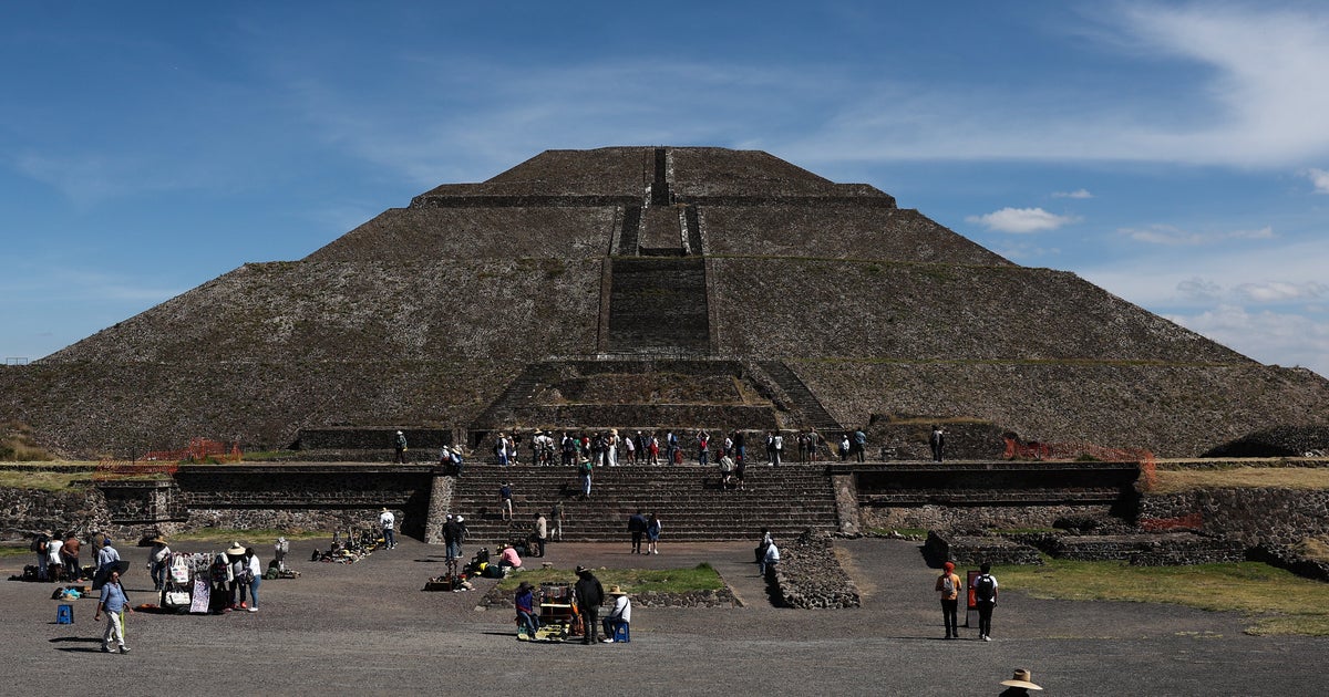 Gunman Kills Canadian Tourist At Mexico's Teotihuacan Pyramids