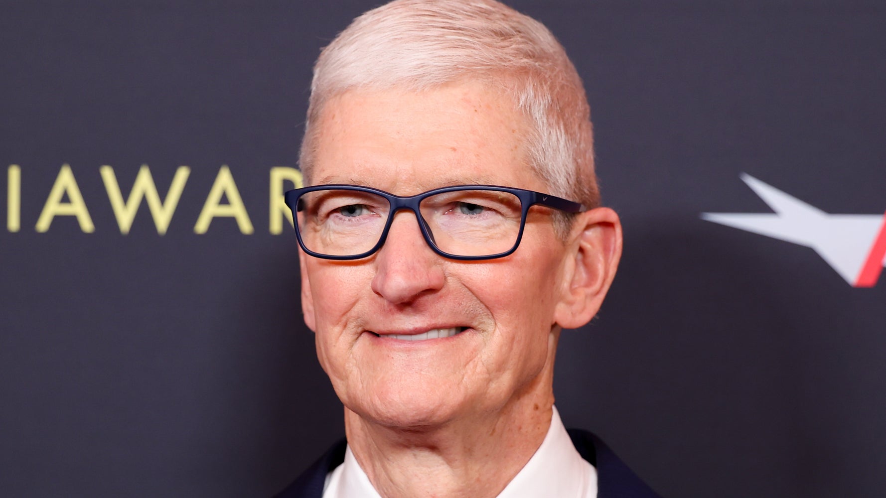 Apple CEO Tim Cook to Step Down, John Ternus Named Successor