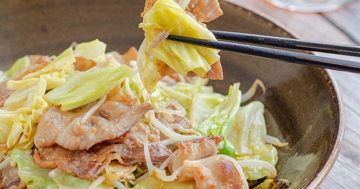 【豚バラ肉でボリューム満点】忙しい日でもサッと作れる！豚バラ肉のガッツリおかず4選