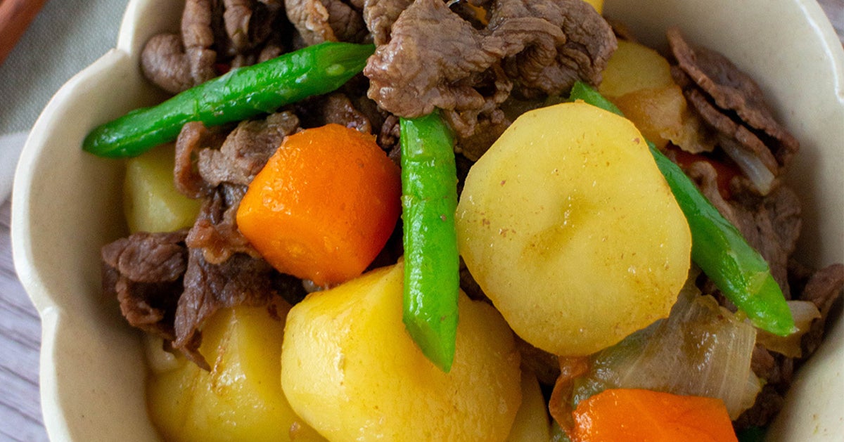 肉じゃがに「カンロ飴」入れてみて。砂糖・みりん不要で「プロの照り」が出る魔法の裏ワザ