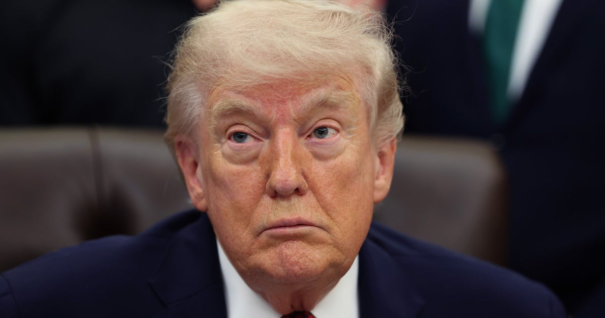 White House Post Touting Trump Greetings Service Sparks Wave Of Uncomfortable Reminders