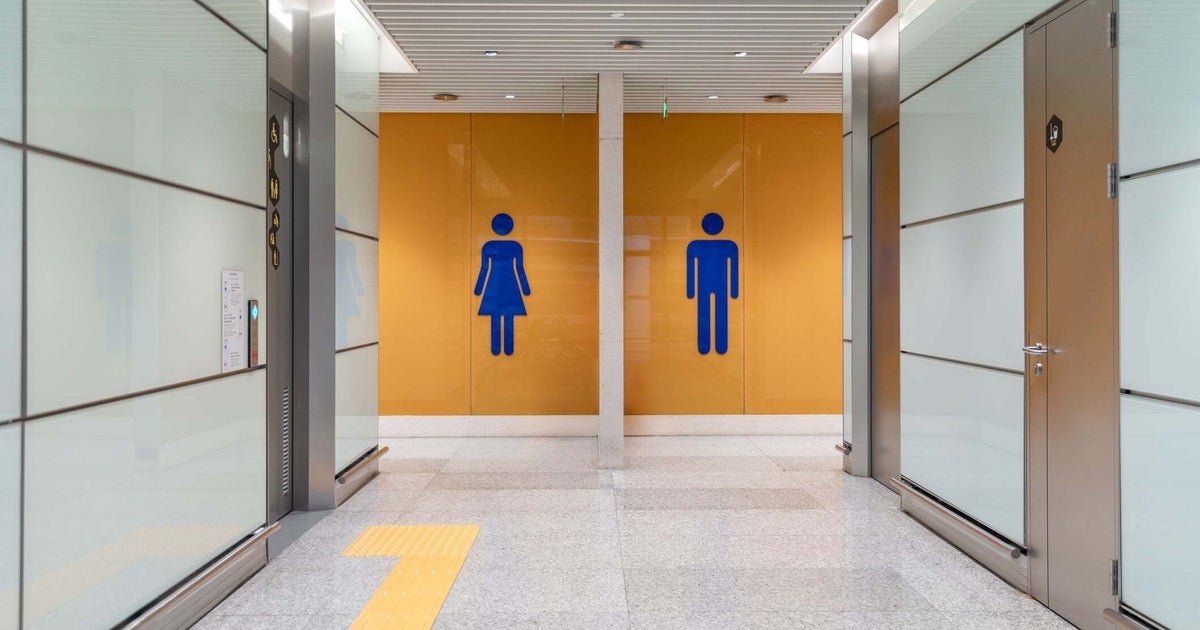 公共トイレに設置された「おむつ交換台」をめぐりネット物議。“違和感のある1枚”に「おかしい」