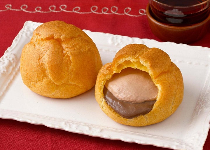 ジャンボシュークリーム（ガーナ）