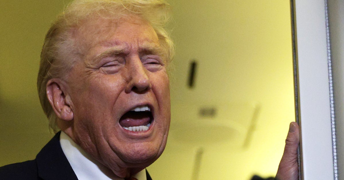 'Ludicrous' And 'Gross': Critics Rip Trump's Absurd New 2-Word Boast About Himself